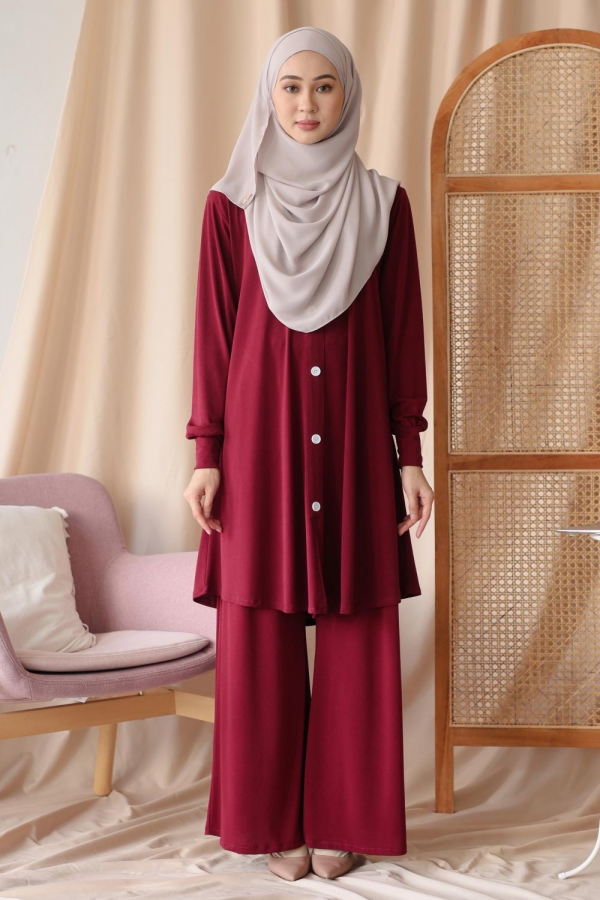 Ratu Balqis - Maroon